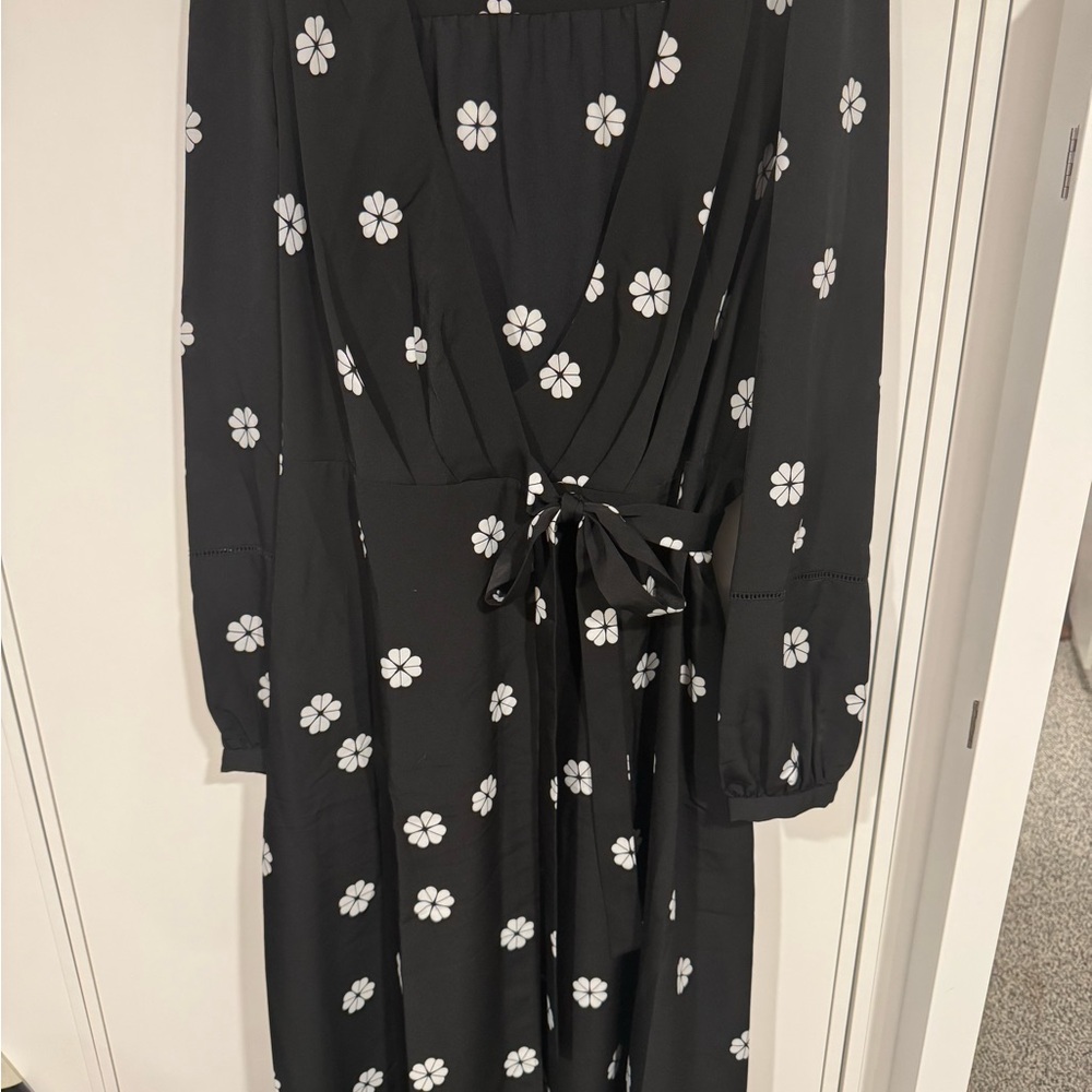 Kate Spade Black and White Floral Long Sleeve Dress